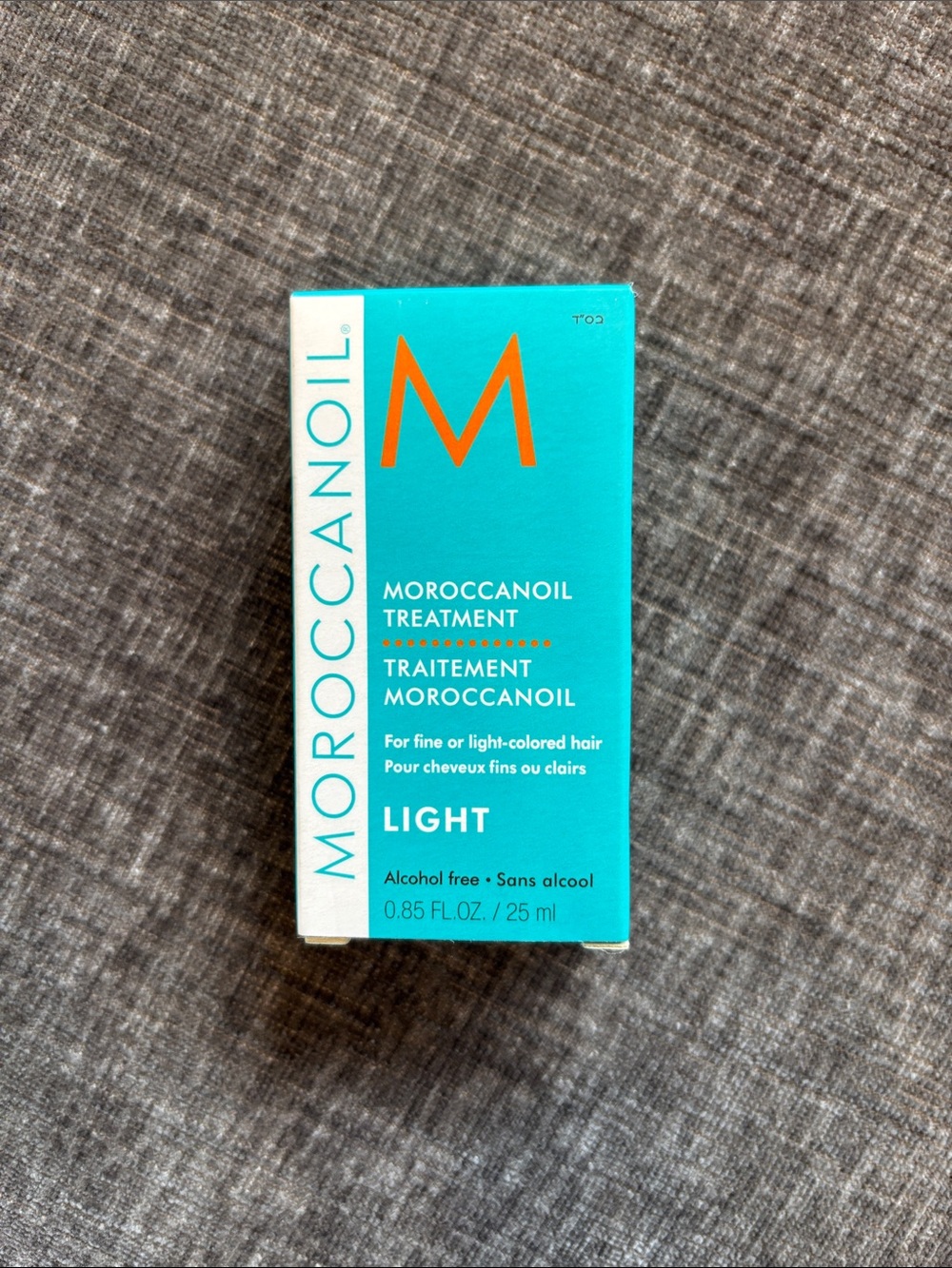 Moroccanoil Light Treatment – Turquoise and Orange Accents